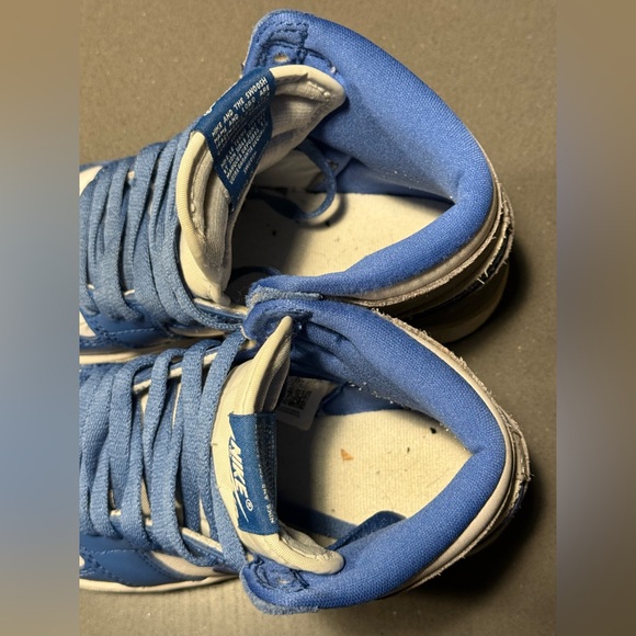 JORDAN 1 RETRO HIGH OG GS
"TRUE BLUE" 4Y - Picture 6 of 7